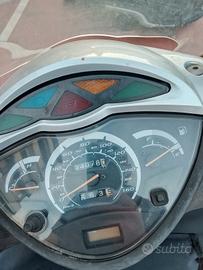 scooter Honda su 150 anno 2008