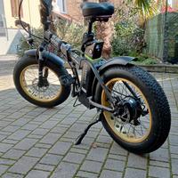 bici elettrica argento 