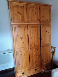 Cameretta + credenza + tavolo in pino