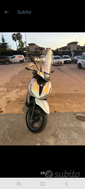 Piaggio beverly 400s hpe