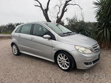 Mercdes b200 sport cdi full optional