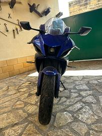 Yamaha r7 2025