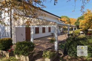 Attività commerciale a Cinto Euganeo (PD)