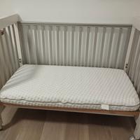 Lettino a sbarre per bambini con materasso