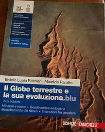 Libro scolastico scienze