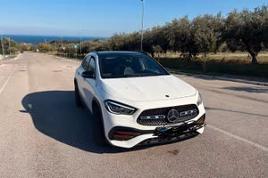 Mercedes GLA 220