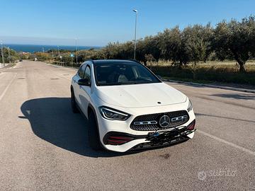 Mercedes GLA 220