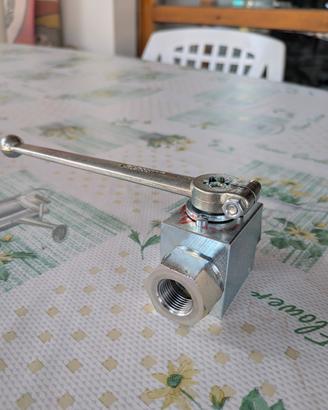 Valvola a sfera da 3/8"