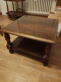 Tavolino basso per soggiorno in legno