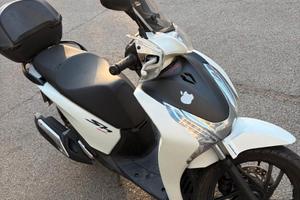 SH 125 i 2015