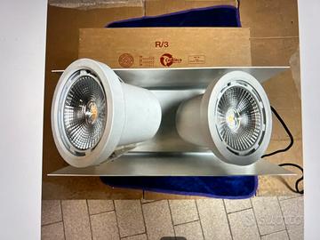 DOPPIO PROIETTORE DA PLAFONE ORIENTABILE A LED