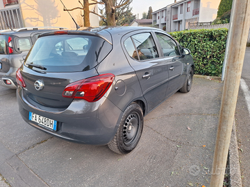 Opel corsa 1.2 benzina