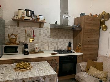 Cucina completa stile moderno