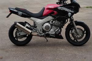 YAMAHA TDM 850