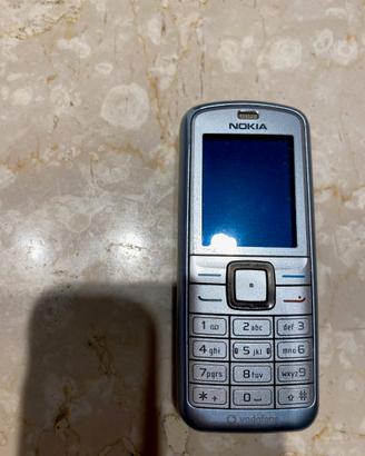 Cell. Nokia grigio Mod. 6070 - anni 2000