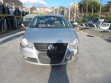 Ricambi usati VW Polo 9N 1.4 tdi 6v motore amf