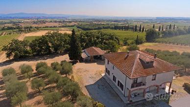 Casale e Vigneti
