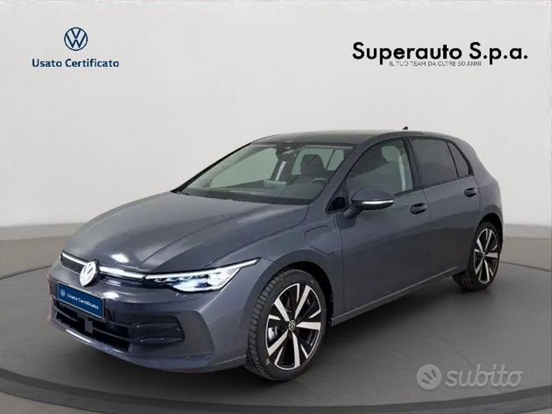 Volkswagen Golf 8ª serie