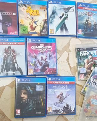 9 giochi PS4 (God of War, Bloodborn, FF7 rem ecc.