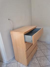 Cassettiera e comodino in legno