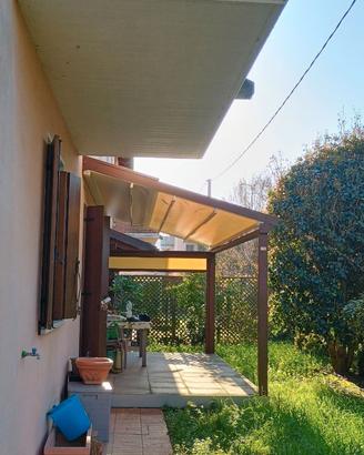 Pergotenda da giardino motorizzata