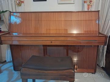 Pianoforte verticale