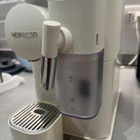 Macchina caffè lattissima One