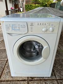 Lavatrice indesit