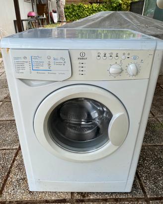 Lavatrice indesit