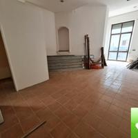 Locale Commerciale C1 Villa San Giovanni 101 Mq