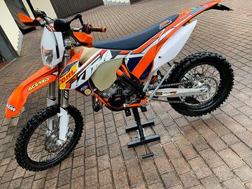 Ktm exc 125 (factory)