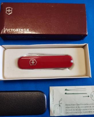 VICTORINOX anni 90 mai usato confezione originale