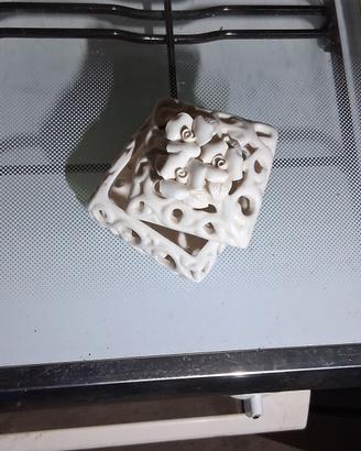 contenitore in ceramica 