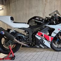 Yamaha R6 Racing 