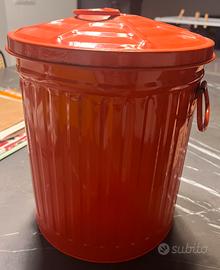 Bidone con coperchio metallo