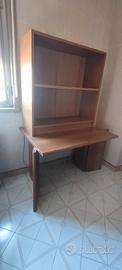 Scrivania salvaspazio con tavolo richiudibile