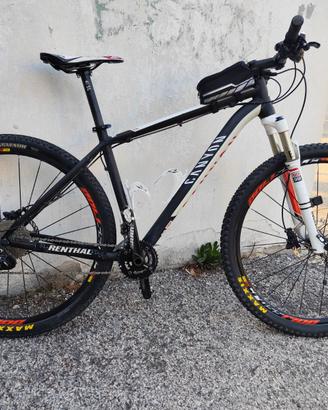 Canyon Yellowstone 29" - RockShox Reba