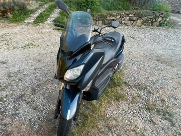 X MAX 250 del 2012