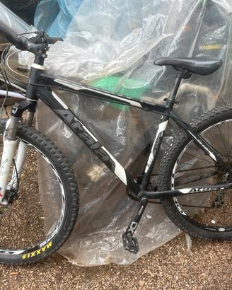 Atala 27.5 planet TRATTABILI