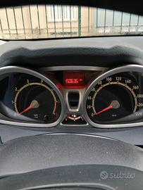 FORD FIESTA BENZINA