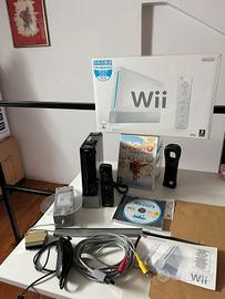 Lotto Console Nintendo Wii con Giochi e Accessori