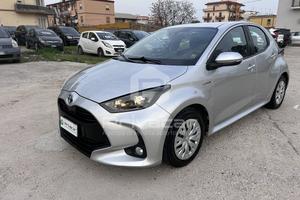 TOYOTA Yaris 1.5 Hybrid 5 porte Business