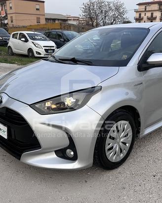 TOYOTA Yaris 1.5 Hybrid 5 porte Business