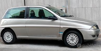 lancia y elefantino blu