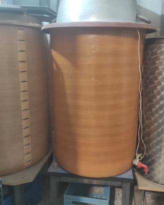 cilindri in vetroresina per vino