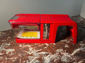 Multi Grattugia con 4 Lame diverse Nuovo