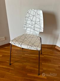 Sedia moderna bianco e grigio