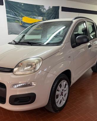 Fiat Panda 0.9 TwinAir Turbo Natural Power Lounge