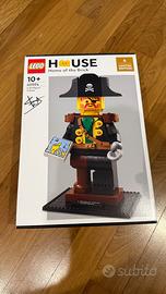 LEGO House 40504 Minifigure Tribute LimitedEdition