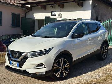 Nissan QASHQAI 1.5 dCi TEKNA EU6B TETTO FULLOPT KM